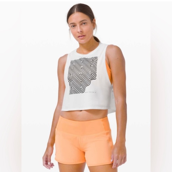 Lululemon White Cut Back Crop Tank *SeaWheeze Womens Size 4 - Picture 2 of 8